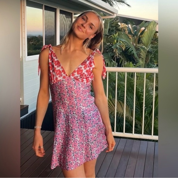 VRG GRL Postcards From Venice Bias Cut Mini Dress Ditsy Floral Print Size 10 - Picture 4 of 9